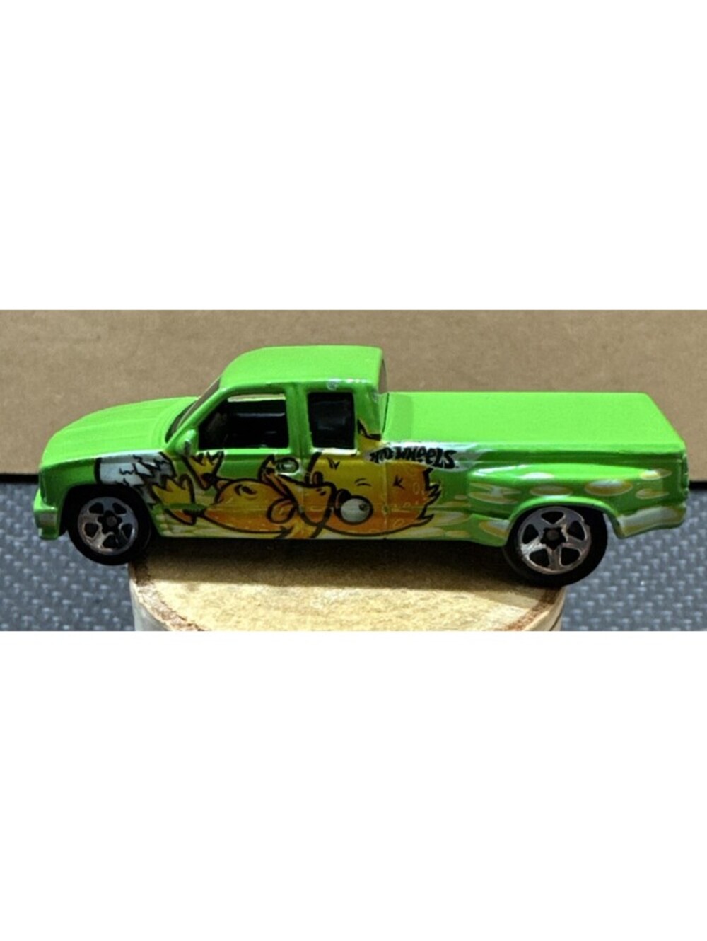 Hot Wheels Chevrolet C3500 1:64 Diecast Truck Green Customized 1997 | Loose